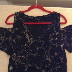 Lucky Brand Cold Shoulder Top